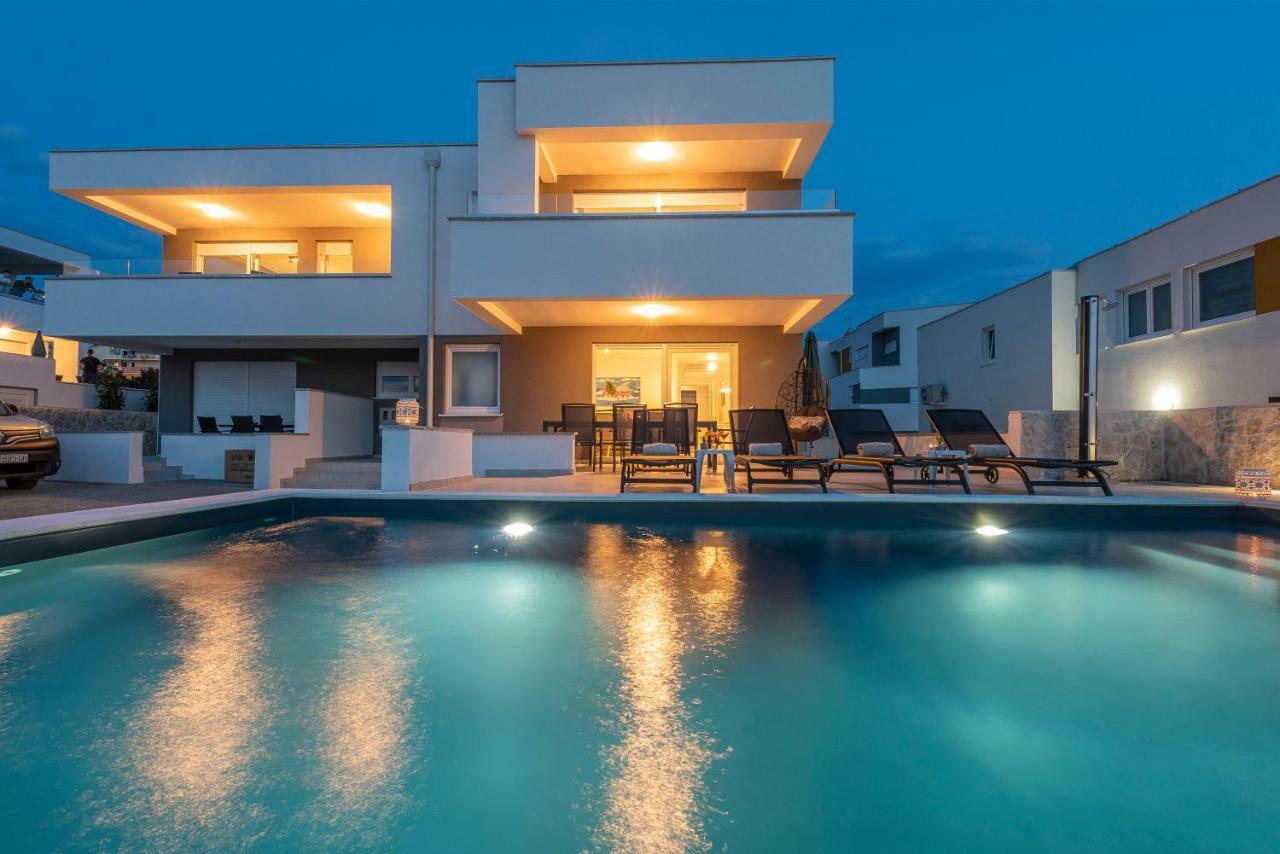 Adris 2 Luxury Modern Apartment With A Pool Novalja Exterior photo
